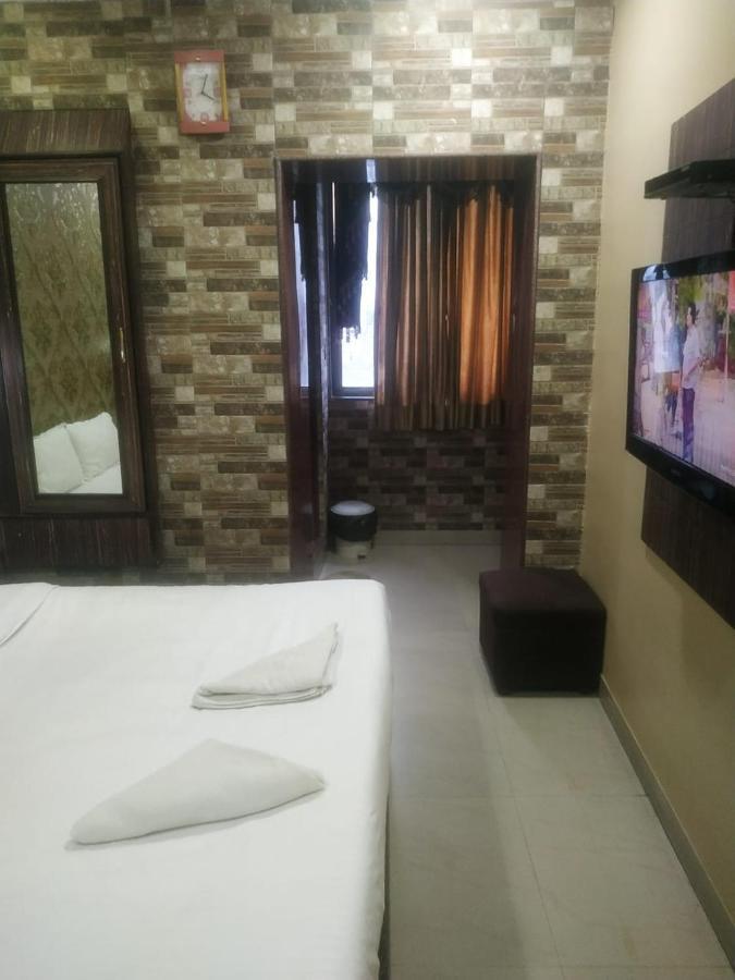 Hotel Diamond Suites Calcuta Exterior foto